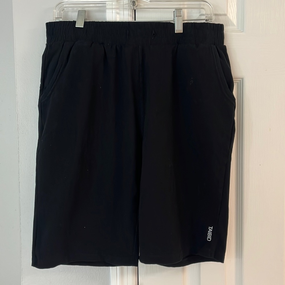 Womens Taibid Bermuda short black size large